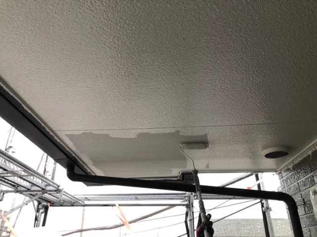 アパート軒天塗装